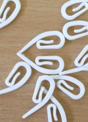 Крючек сигма для потолочного карниза