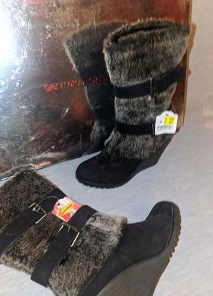 Брендовые меховые сапоги  graceland