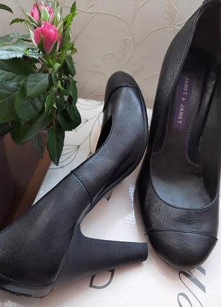 Брендовые туфли janet&janet