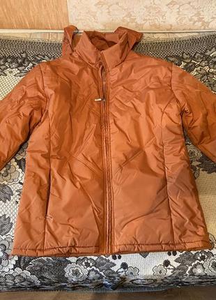 Курточка з капюшоном