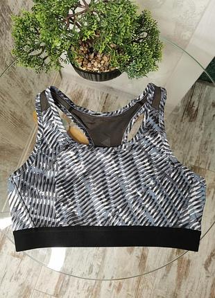 Топ для занятий спортом