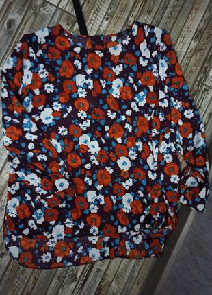 Удлиненная блуза в цветы батал размер 6 xl