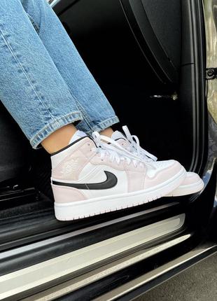 Nike air jordan white/light pink женские трендовые розовые высокие кроссовки найк джордан жіночі пастельні рожеві стильні кросівки бренд