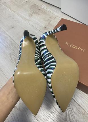 Шкіряні туфлі човники carlo pazolini на високому каблуці3 фото