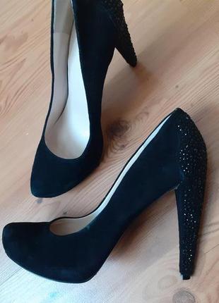 Nine west ошатні, замшеві туфлі, високий, стійкий каблук, на танкетці, великий розмір