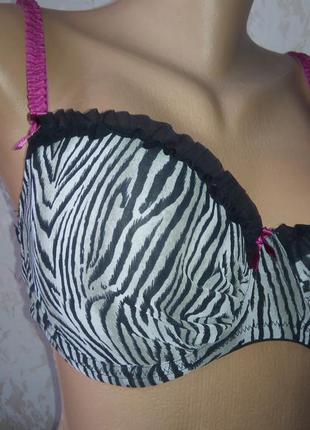 Бюст на тонком поролоне 80 дд