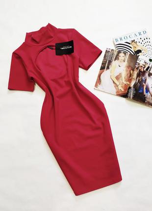 Шикарное платье по фигуре с вырезом на груди🔥