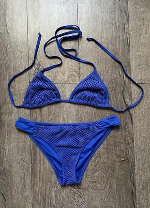 Яскравий купальник