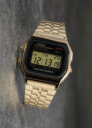Годинник casio
