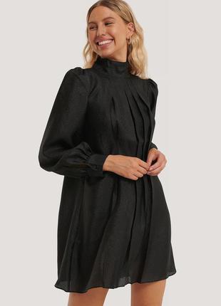 Мини-платье со сборками na-kd / как zara, h&m
