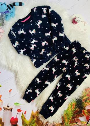 Удобный тепленький комплект matalan малышке 3-4 года