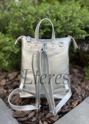 Жіноча шкіряна срібляста сумка-рюкзак, кольори в асортименті6 фото