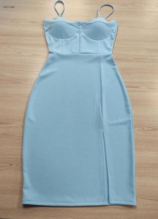 Голубое платье миди с разрезом3 фото