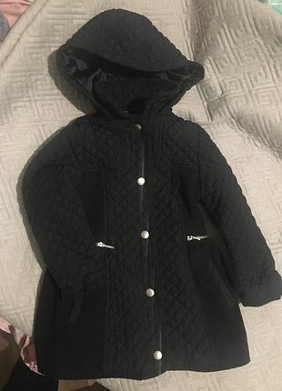 Пальтишко на девочку 4-5 лет
