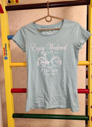 Відмінна футболка