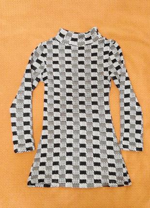Тёплое симпатичное трикотажное платье в клеточку чёрная-белая-серая на девочку 9-11лет деми4 фото