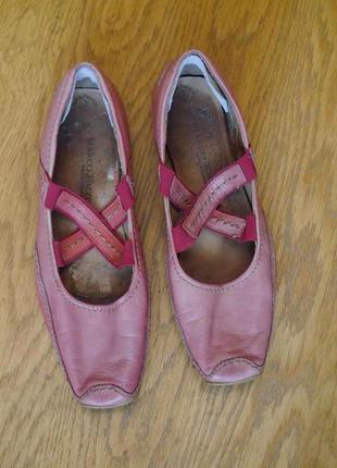 Туфлі шкіряні розові розмір 39 стелька 26 см marco tozzi