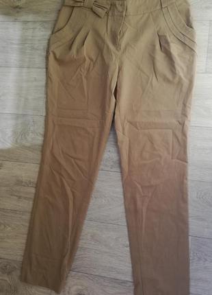 Брюки бежевые с бантиком р-р l, m