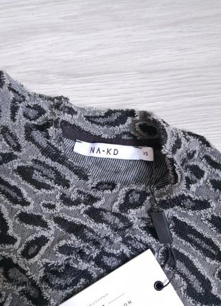 Черно серый стильный леопардовый свитер5 фото