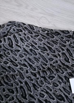 Черно серый стильный леопардовый свитер6 фото