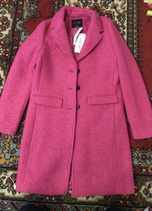 Новое яркое пальто тор secret, размер с-м2 фото