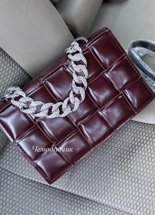 Жіноча сумка в стилі bottega veneta cassette коричнево-баклажанова3 фото