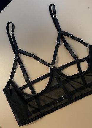 Контурний🔥🔥🔥 чорний бюстьє на кісточках без чашок