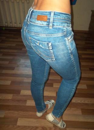 Брендовые джинсы ltb6 фото