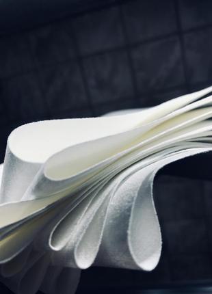 Американська замшева ганчірка для миття скла та дзеркал.