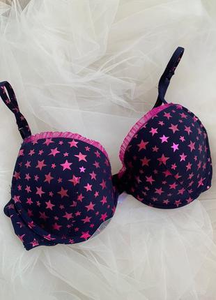 Бюстгальтер звёзды