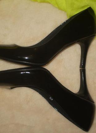 Новые женские лаковые туфли markc&spencer uk4,5 37,5см широкие стопы4 фото