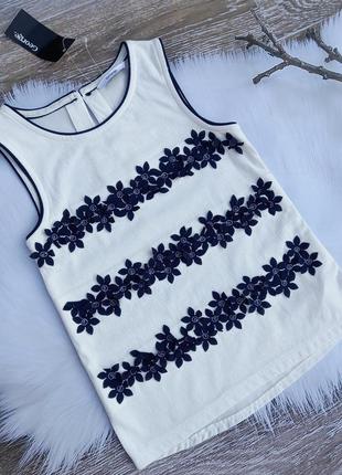 Нарядна блузка від george