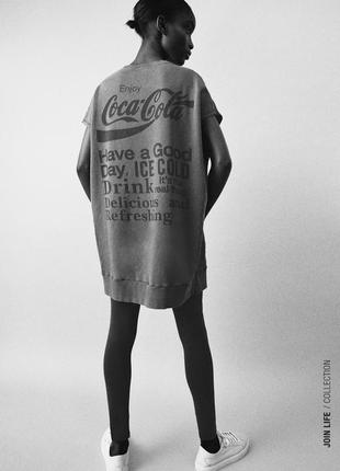 Платье жилет zara безрукавка тёплое принт coca cola короткое жилетка  s 362 фото