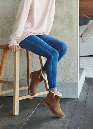 Зручні чоботи жіночі з натуральної замші emu australia womens beach mini deluxe wool emu boots