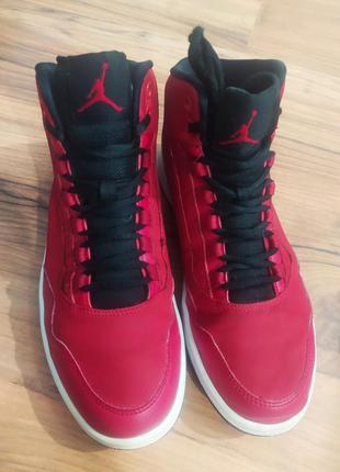 Кроссовки высокие nike air jordan executive gym red

art.820240-601