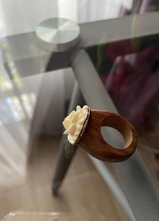 Кольцо роза