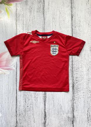 Крутая футболка для спорта umbro 2-3года