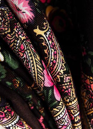 Платок с цветочным узором в народном стиле коричневый. украинские платки3 фото