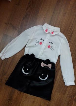 Очень красивая блузка рубашка кошечка стильная на девочку 3-4 года
