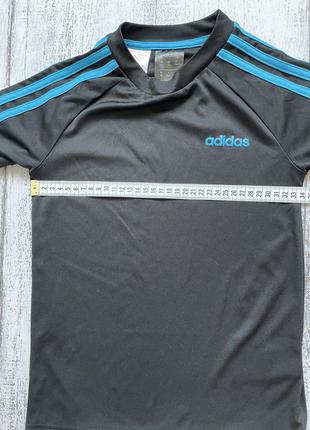 Крутая футболка для спорта adidas 7-8лет4 фото