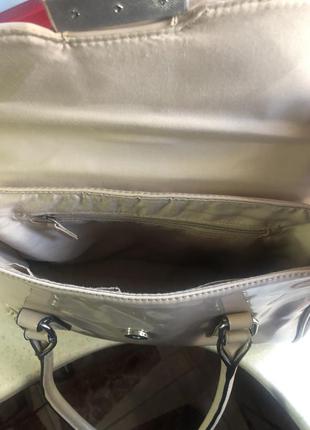 Брендовая лаковая женская сумка5 фото