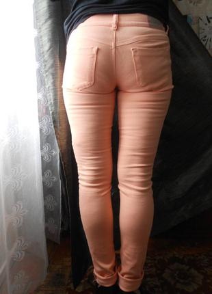 Джинсы skinny супер скини персикового цвета3 фото