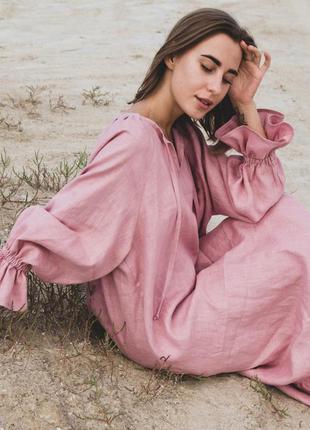 Розовое платье-туника из льна свободного кроя с карманами