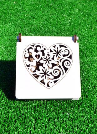 Подставка для обручальных колец сердце с крышкой деревянная свадебная сердечко коробочка белая6 фото