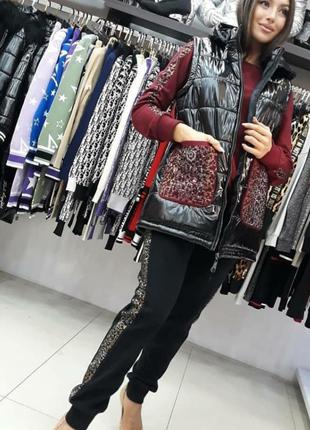 Невероятно стильный,нарядный теплый костю с брюками и жилеткой, zanardi, превосходное качество, размер 3 хл последний.