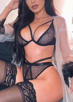 Сексуальний мереживний комплект.