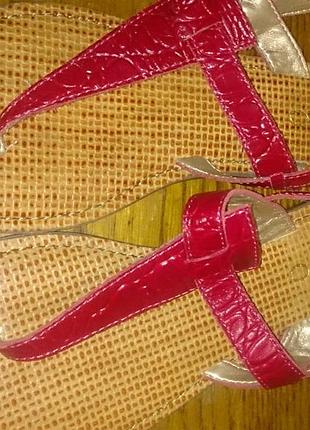 Стильні червоні вєтнамки р37 шкіра aldo