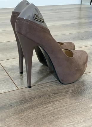 Туфли эко-замш на шпильке
