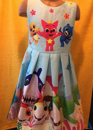 Нарядное летнее платье  размер  рост 130