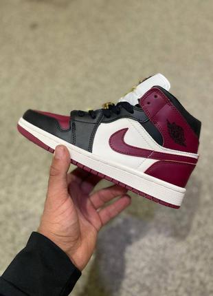 Шикарні жіночі кросівки air jordan